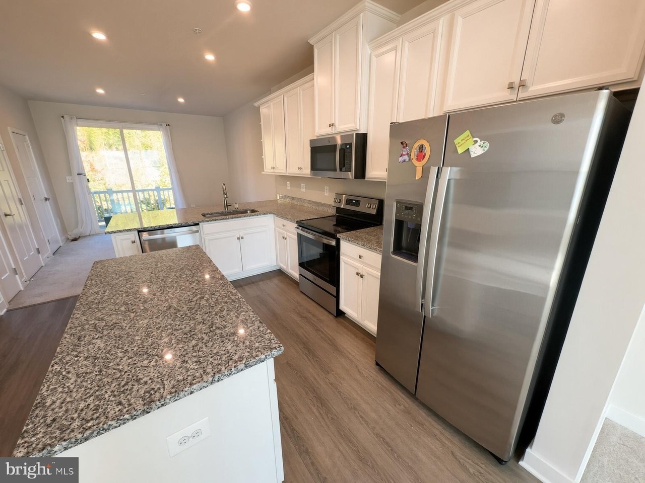 7513 Bharat Way - Photo 6 of 37