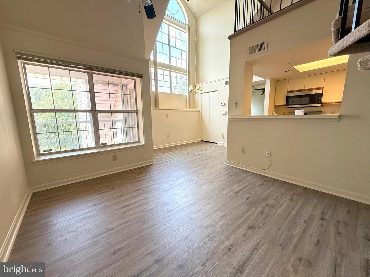 10318 Westridge Dr #1-302 - Photo 2 of 17