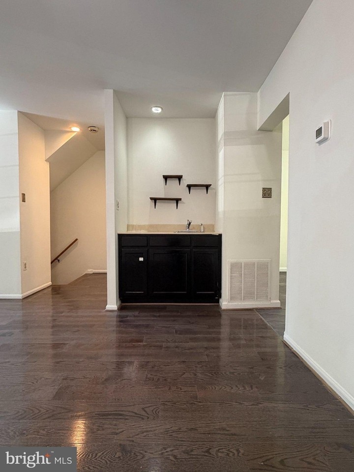 6921 Woodstream Ln - Photo 7 of 22