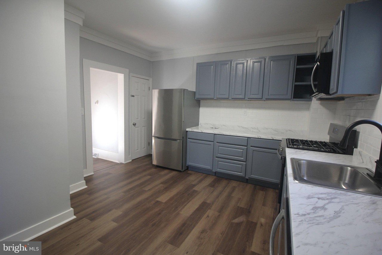 14 N Olden Ave - Photo 7 of 34
