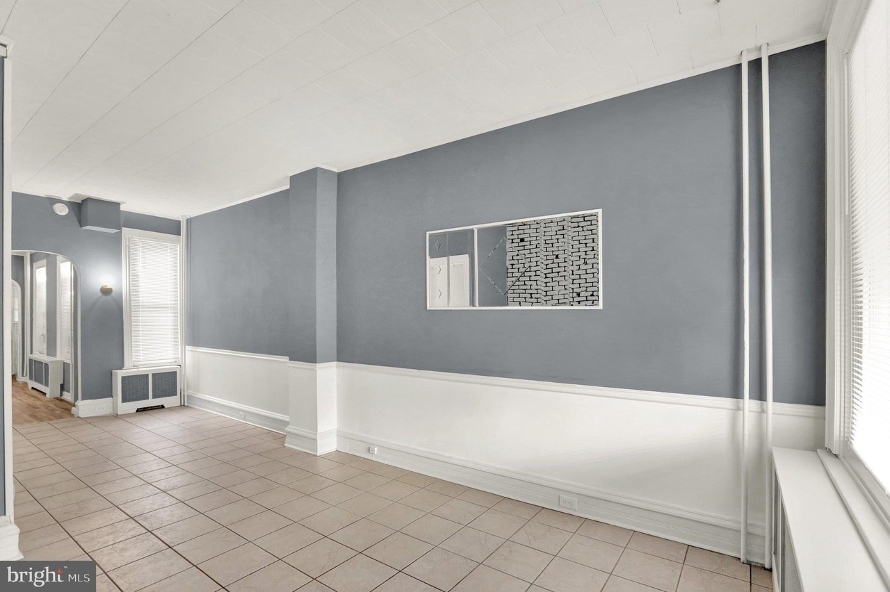 745 Locust St - Photo 4 of 29