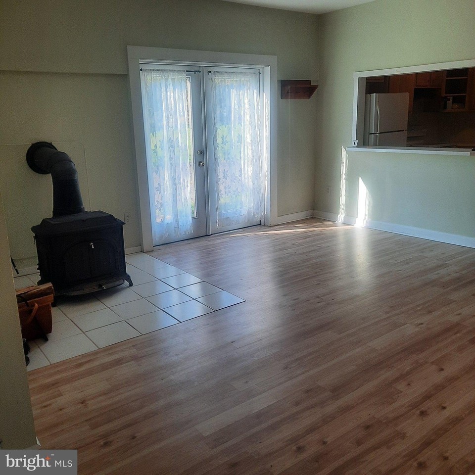 449-1 Center Hill Rd - Photo 5 of 10