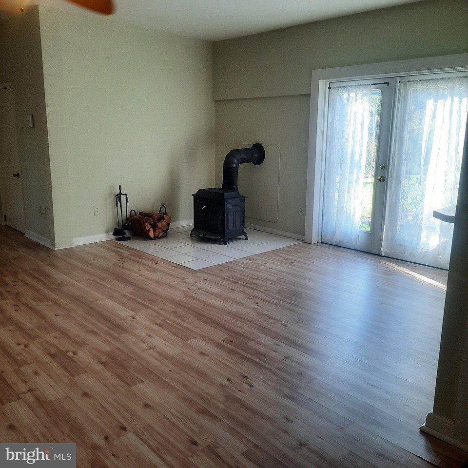449-1 Center Hill Rd - Photo 6 of 10
