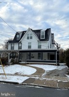 featured image of 9 W Hinckley Ave