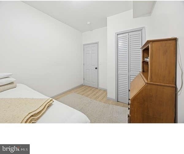 9 W Hinckley Ave - Photo 7 of 11