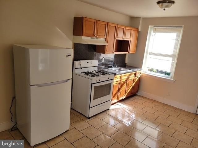 524 W Walnut Ln - Photo 2 of 5