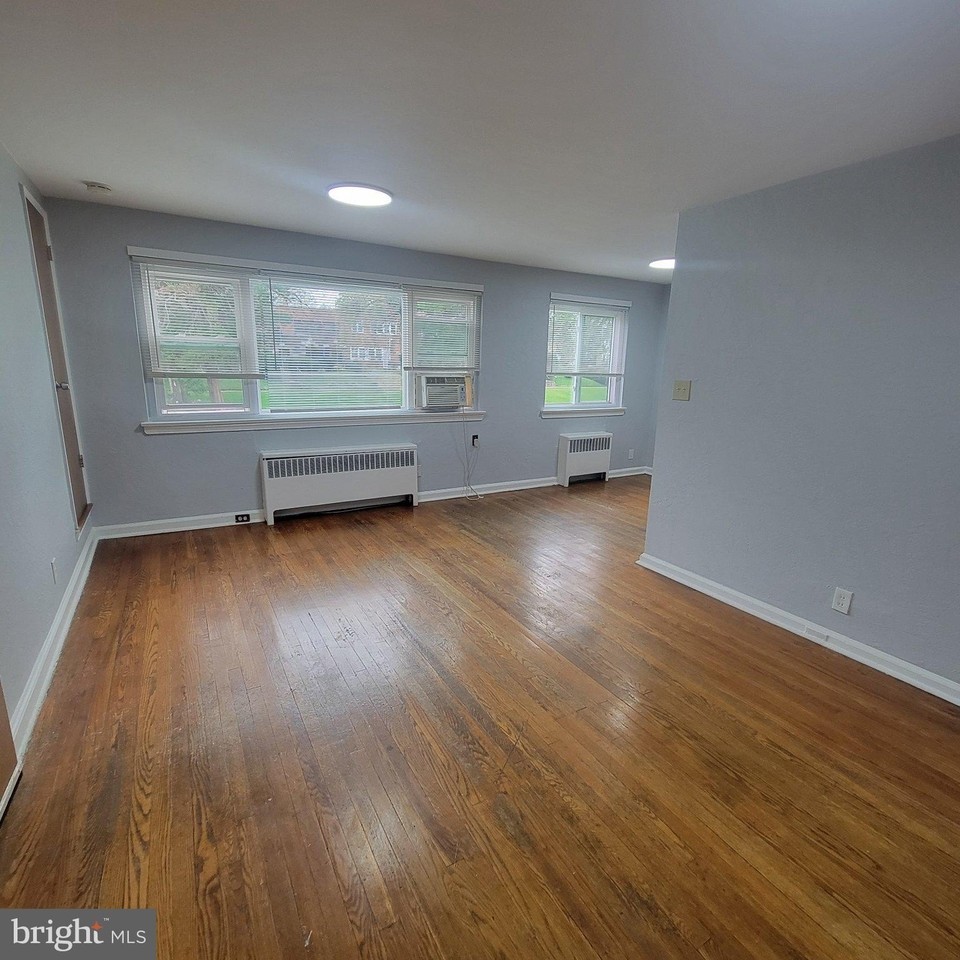 6153 Old York Rd - Photo 2 of 9