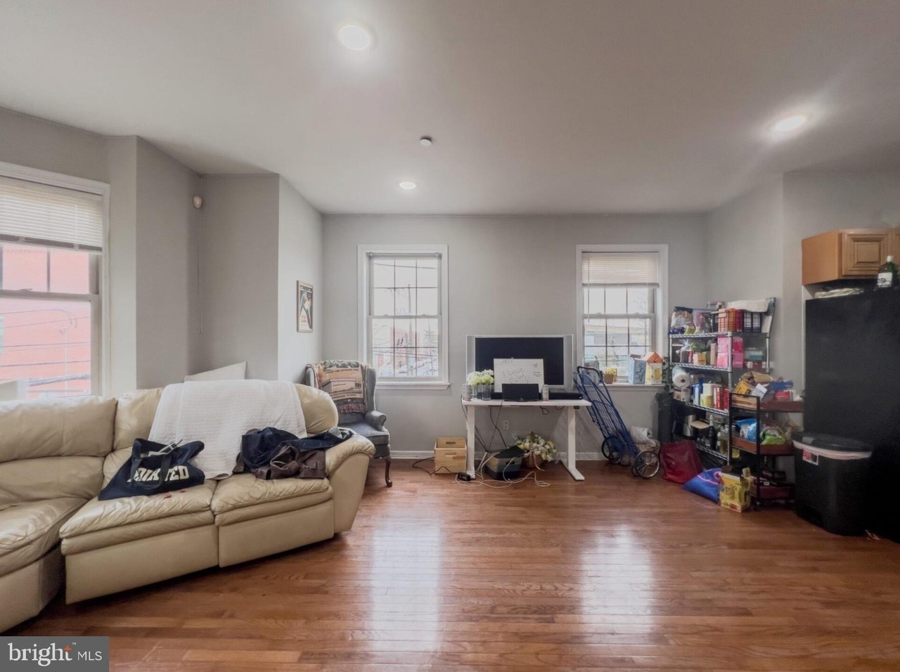 1857 N 17th St #C - Photo 4 of 10