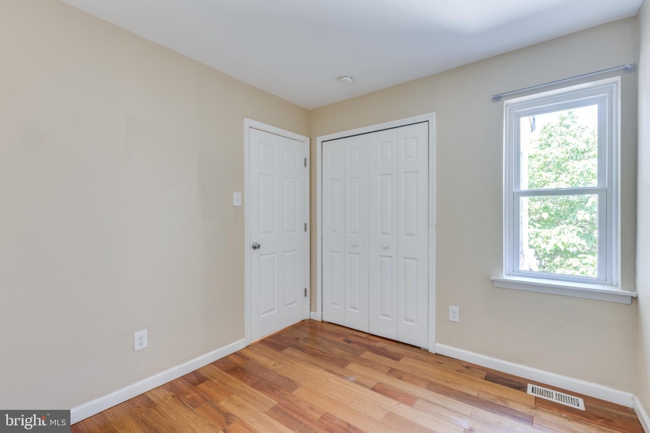 662 N 33rd St #3 - Photo 6 of 13