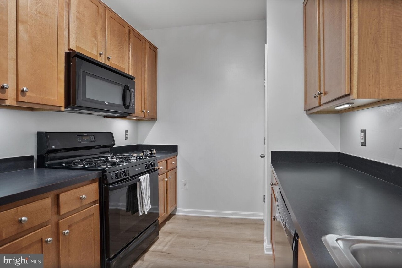 4854 Eisenhower Ave #253 - Photo 4 of 21