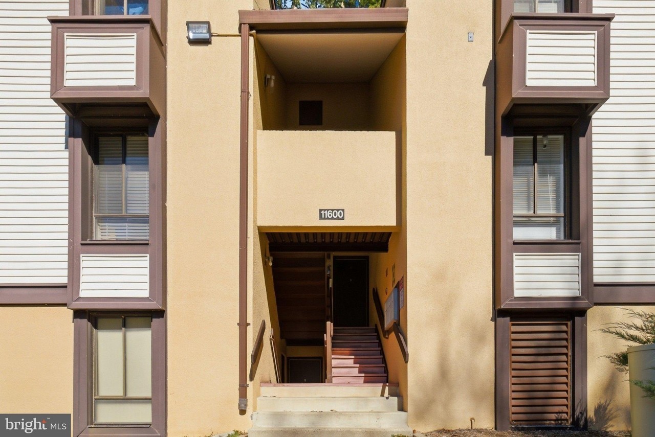 11600 Stoneview Sq #60-2B - Photo 2 of 27