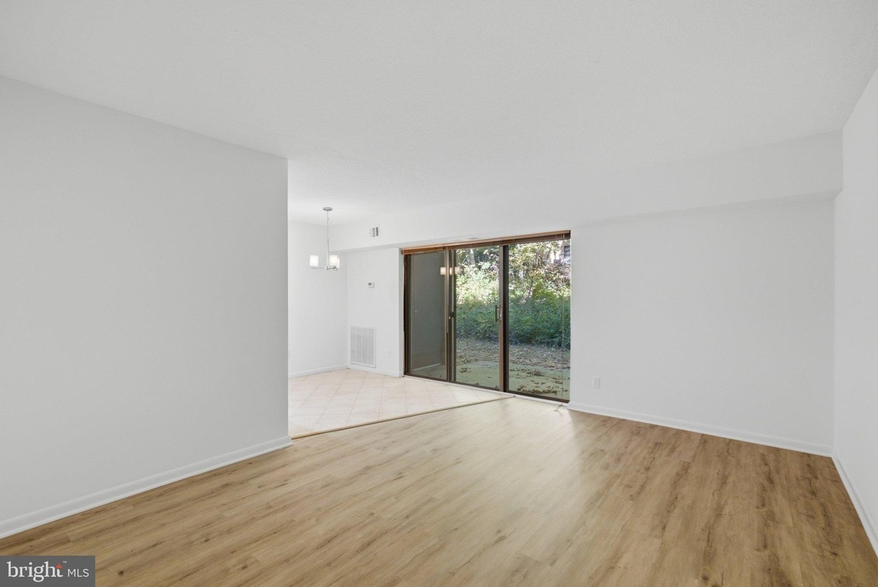 11600 Stoneview Sq #60-2B - Photo 4 of 27