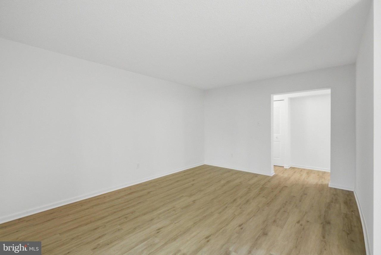 11600 Stoneview Sq #60-2B - Photo 6 of 27