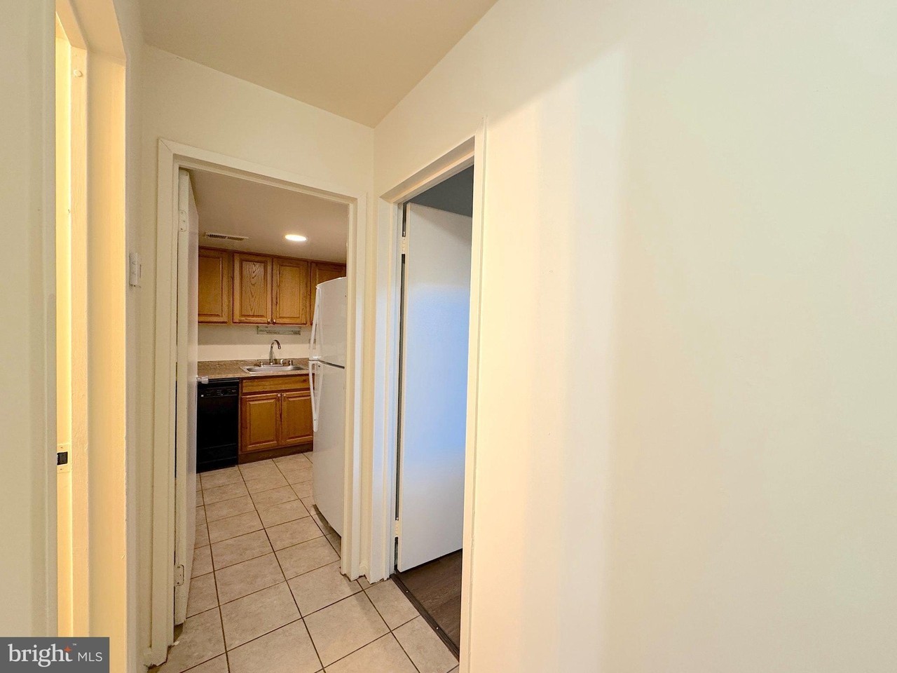 4659 Logsdon Dr - Photo 5 of 14