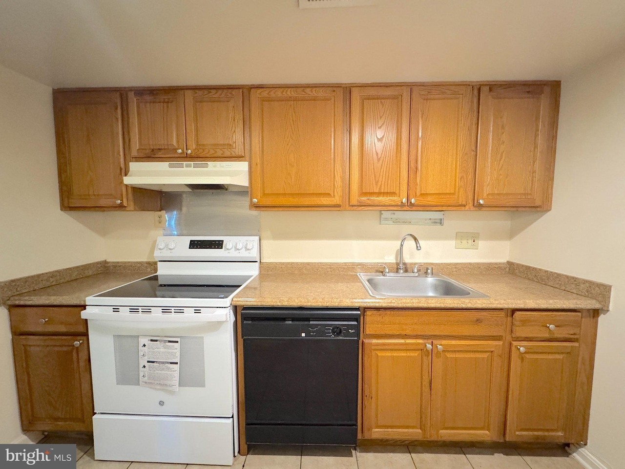 4659 Logsdon Dr - Photo 7 of 14