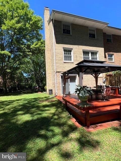 14709 Bentley Sq - Photo 3 of 13