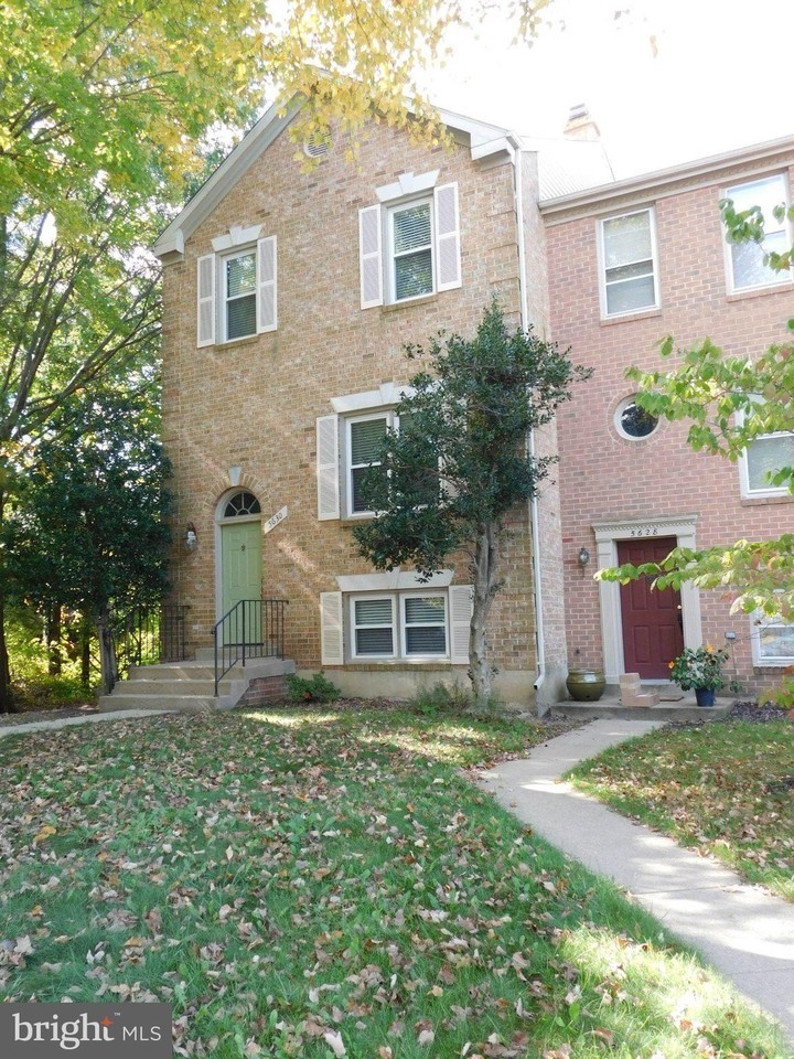 5630 Gresham Ln - Photo 3 of 42