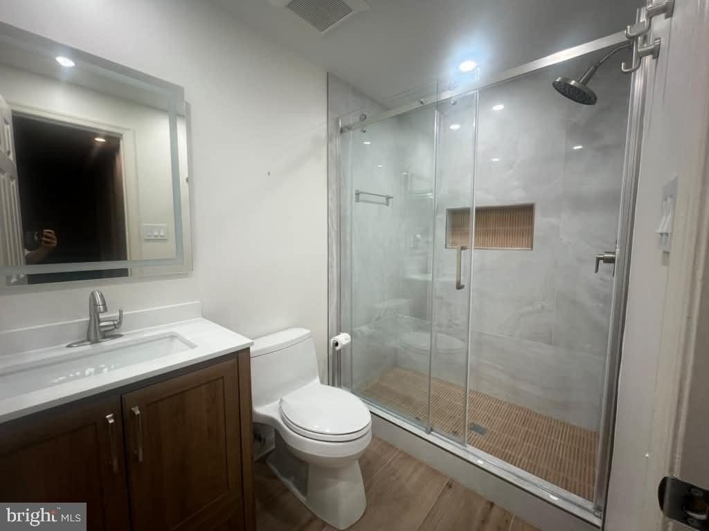 43498 Blacksmith Sq - Photo 6 of 10