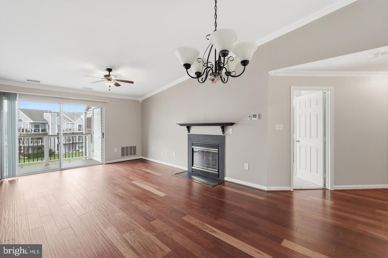 20583 Snowshoe Sq #301 - Photo 2 of 29