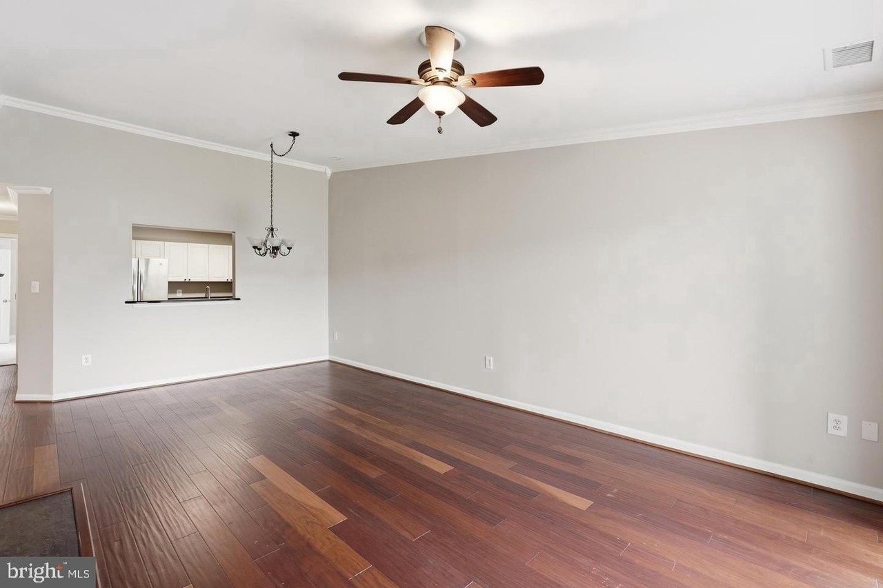 20583 Snowshoe Sq #301 - Photo 6 of 29