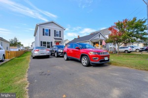 featured image of 136 Mansfield St