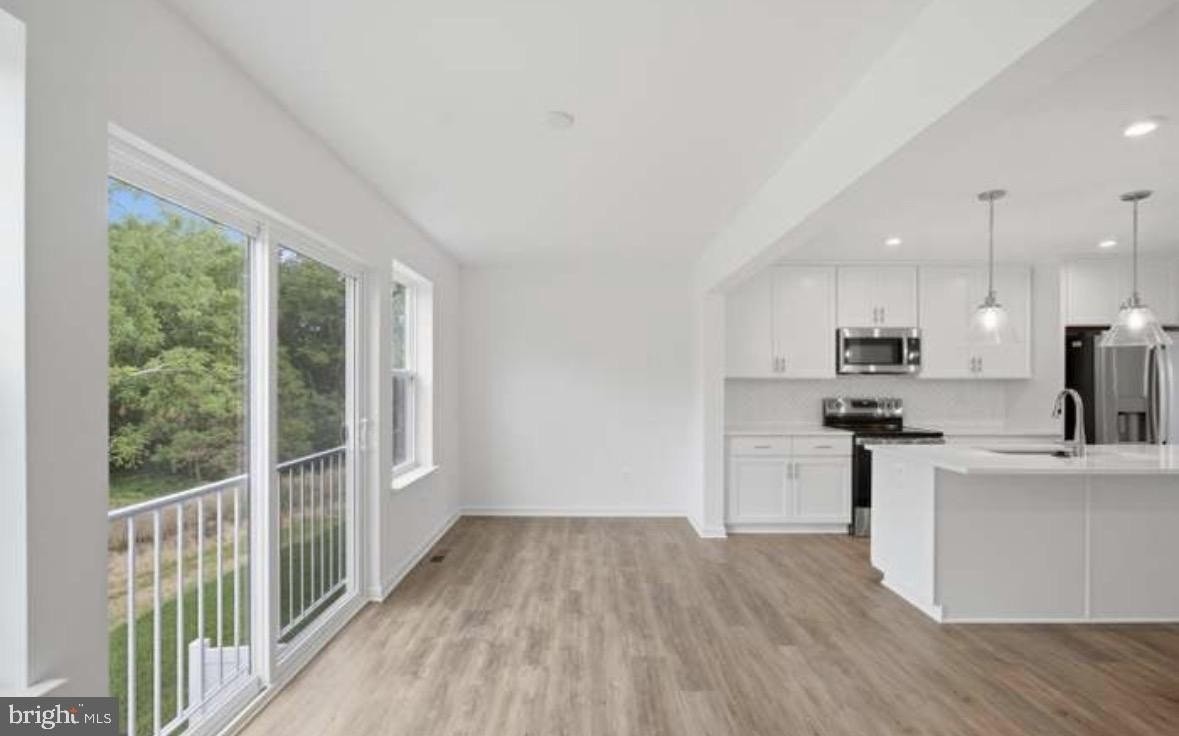 74 ABBOTT Way - Photo 5 of 10