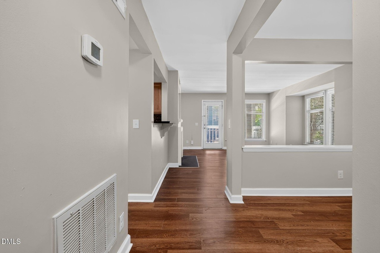 1021 Nicholwood Dr #201 - Photo 5 of 38