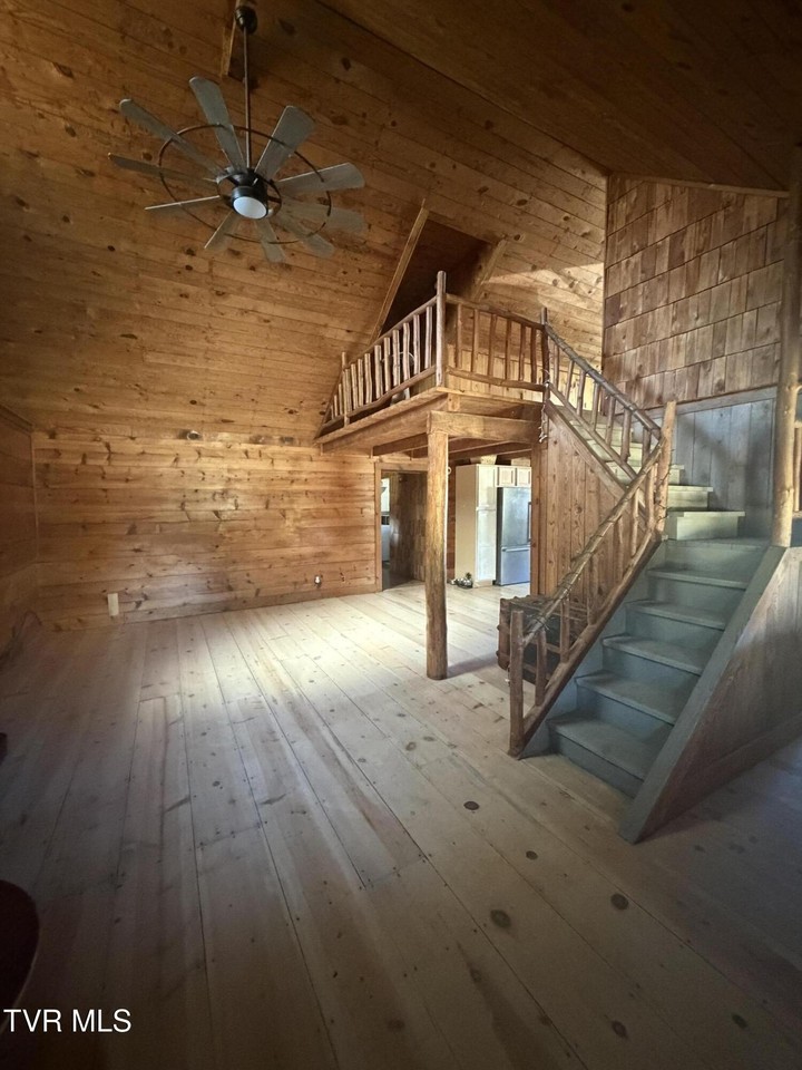 930 Church Hill Rd - Photo 3 of 15