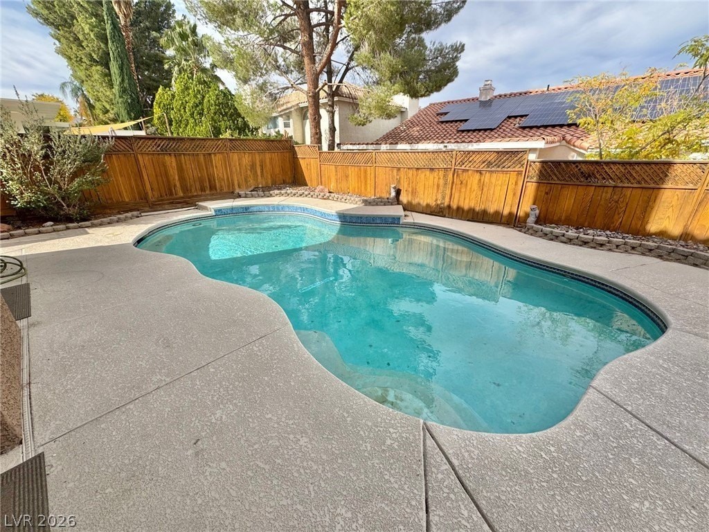 8240 Tivoli Cove Dr - Photo 2 of 38