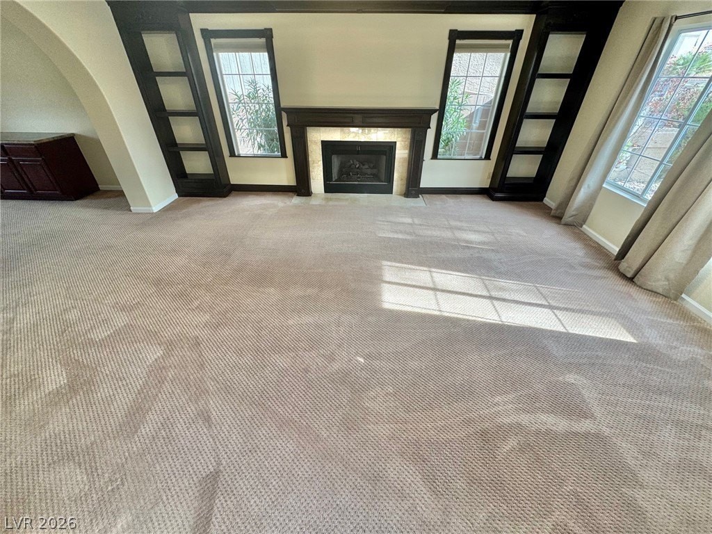 8240 Tivoli Cove Dr - Photo 4 of 38