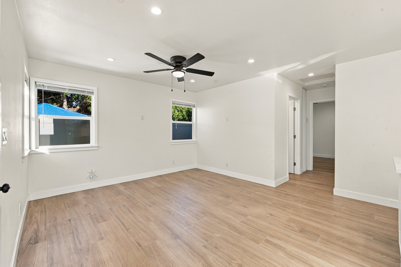 1827 E Mcmillan St #NA - Photo 6 of 17
