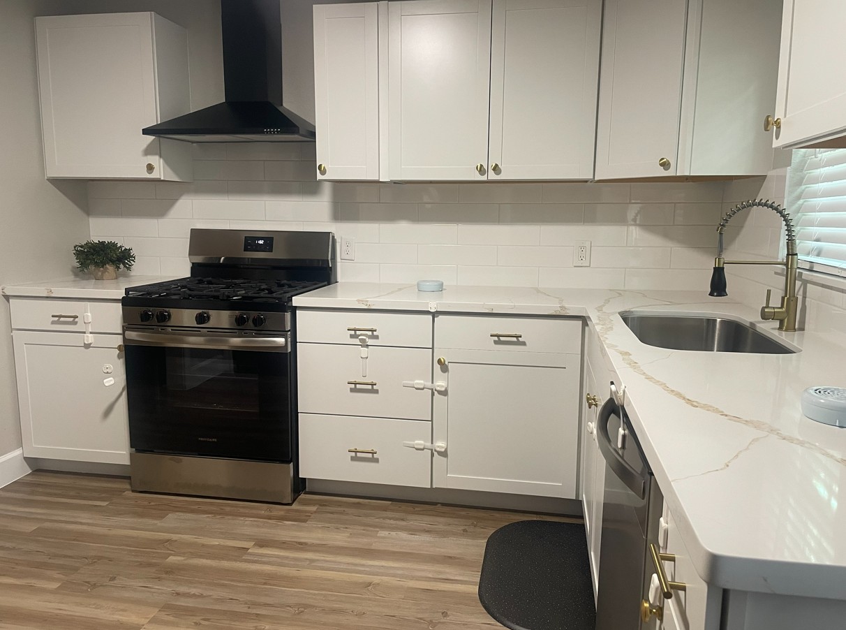 226 Laurel St #NA - Photo 3 of 5