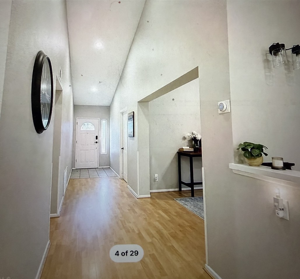 21100 Vintage St #NA - Photo 2 of 23