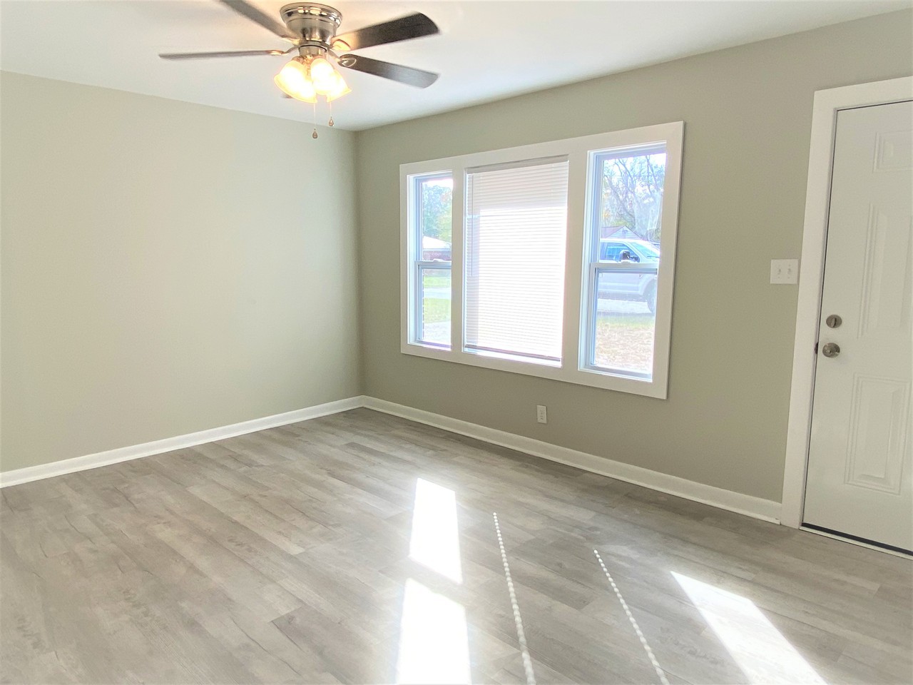 509 Eisenhower Dr #NA - Photo 6 of 24