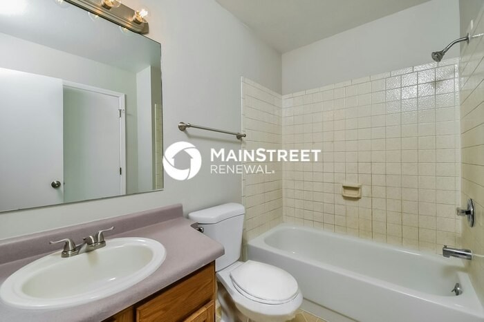 3930 Glenhurst St - Photo 7 of 17