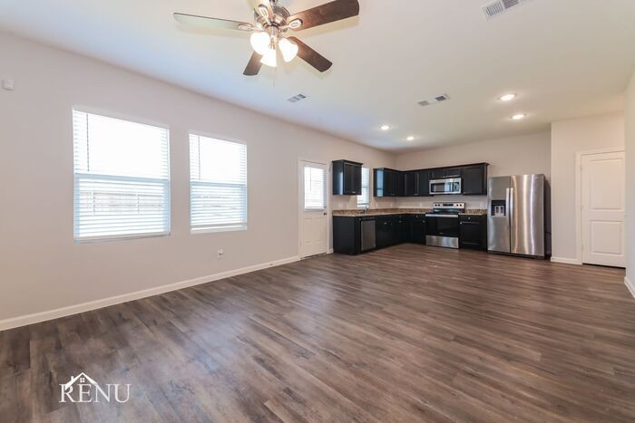 6123 Harrah Ln - Photo 5 of 17