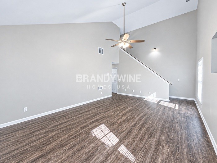 3796 Pine Village Pl - Photo 4 of 28