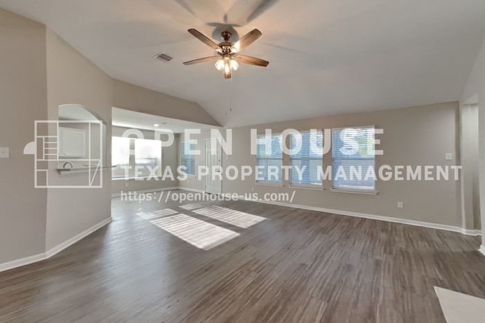 10 Wimberly Way - Photo 5 of 23