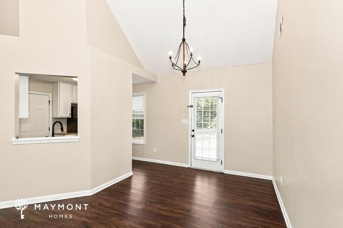 148 Arlington Ct - Photo 6 of 15