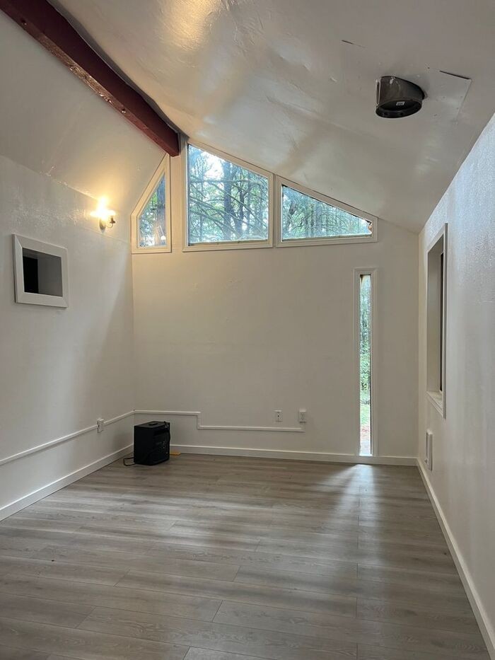 740 Sw Tanner Creek Rd - Photo 3 of 25
