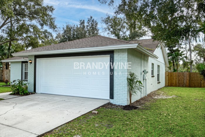 17502 Willow Pond Dr - Photo 2 of 21