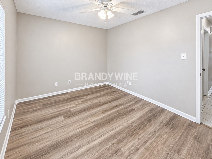 17502 Willow Pond Dr - Photo 4 of 21