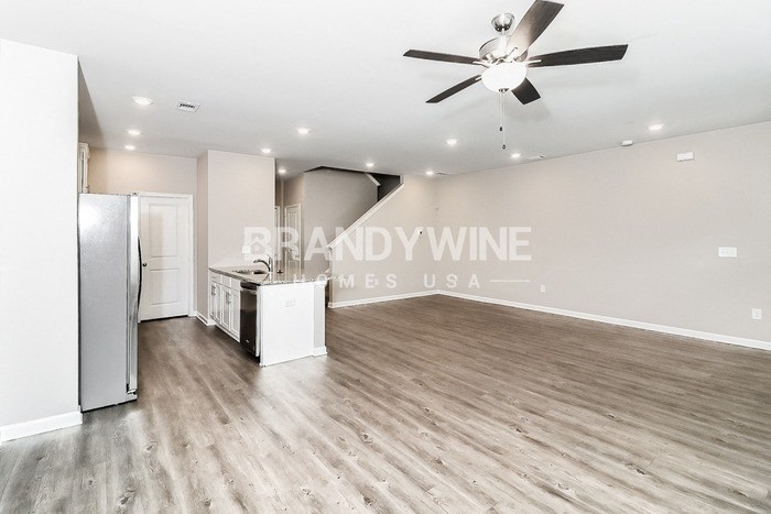 135 Windflower Way - Photo 7 of 29