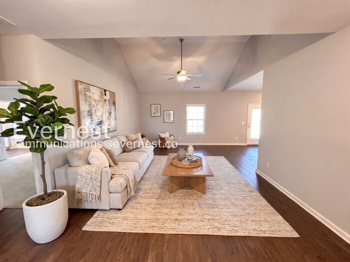 1118 Prospect Ct - Photo 3 of 22