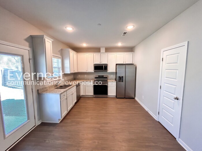 1118 Prospect Ct - Photo 5 of 22