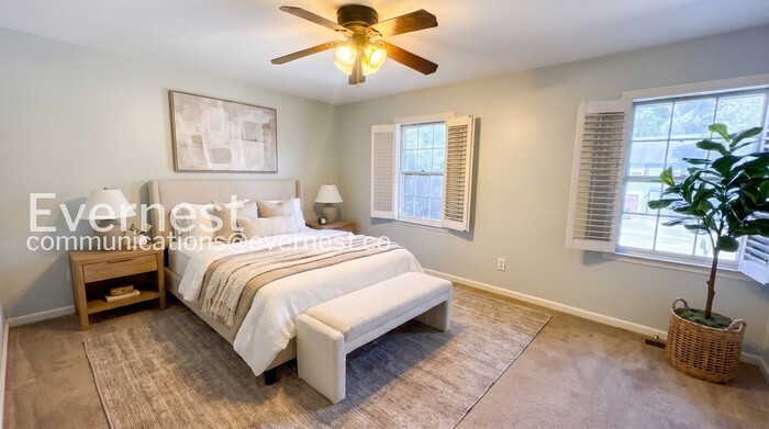 3049 Riverwood Ter - Photo 3 of 19