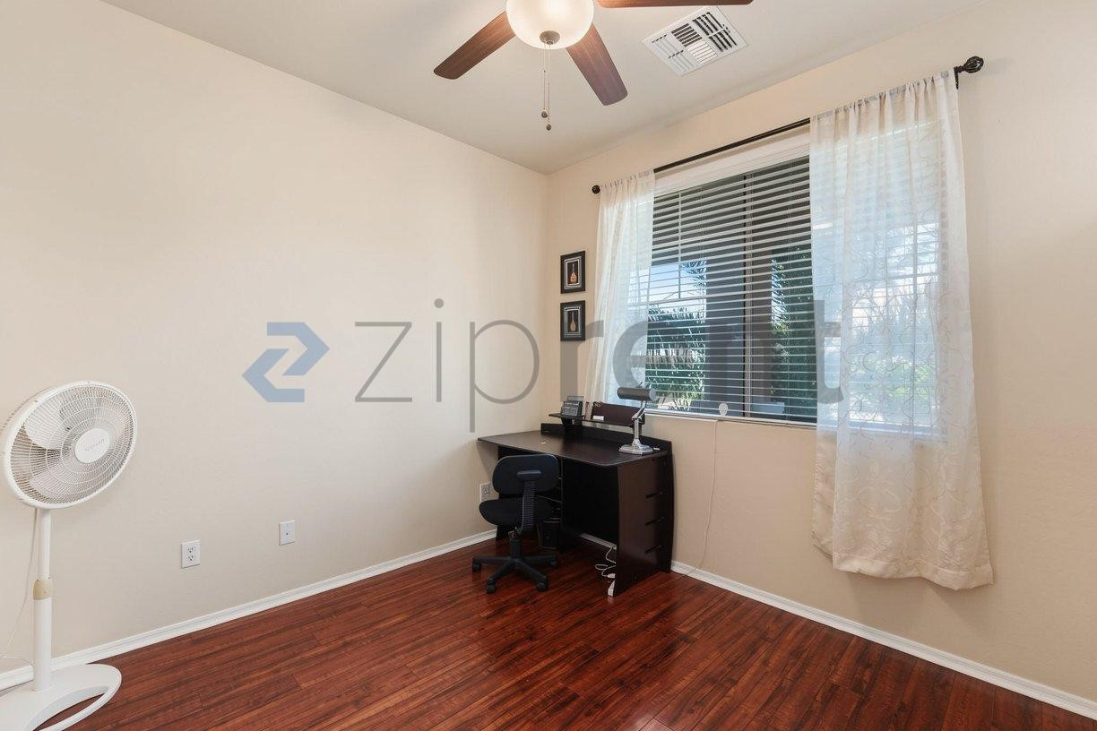 121 W Hackberry Dr - Photo 6 of 38