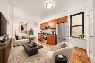 322 W 11th St #5 - Photo 1 of 1
