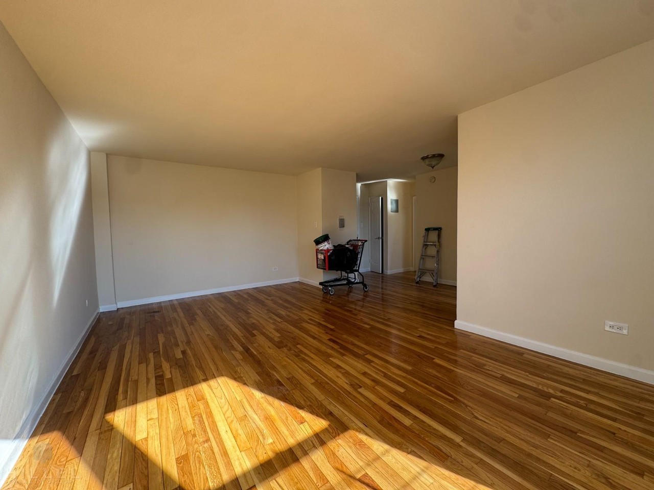 Parsons Blvd #3E - Photo 3 of 6