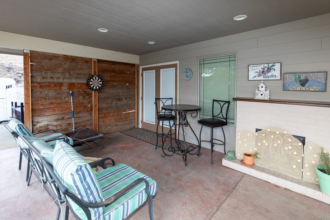 1332 Chucker Ln #1 - Photo 3 of 5